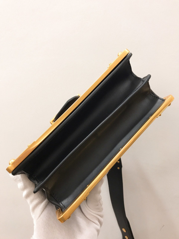 Pra*a cahier leather shoulder bag