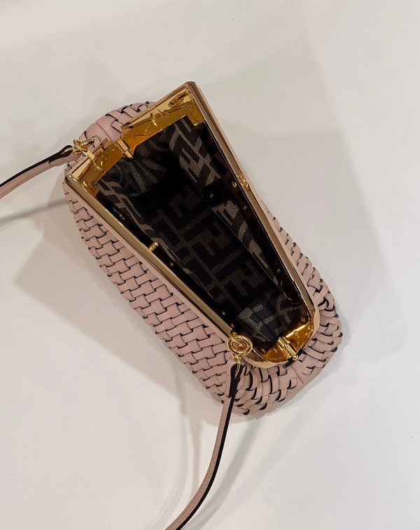 F**di first-32.5-15-23.5cm