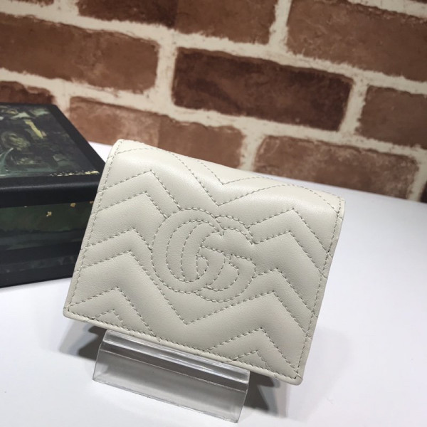 G*u*i gg marmont card case wallet