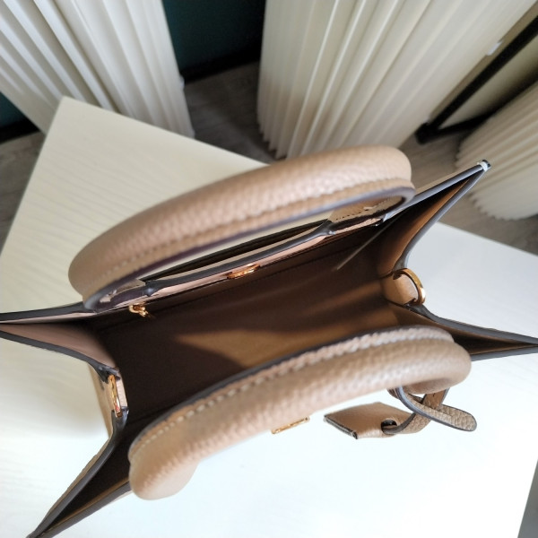 B**rry small frances bag