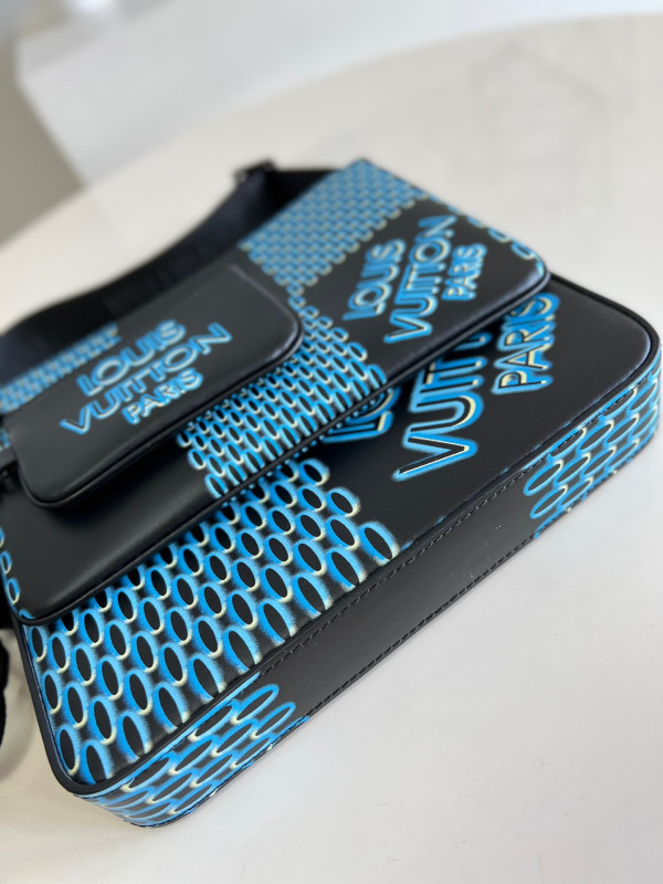 l0*is V*t0n trio messenger