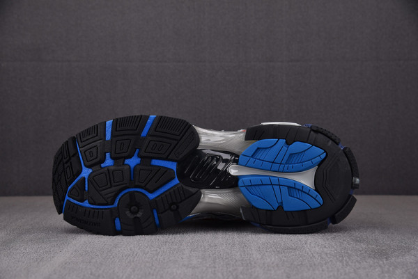 Ba*len*cia*ga runner