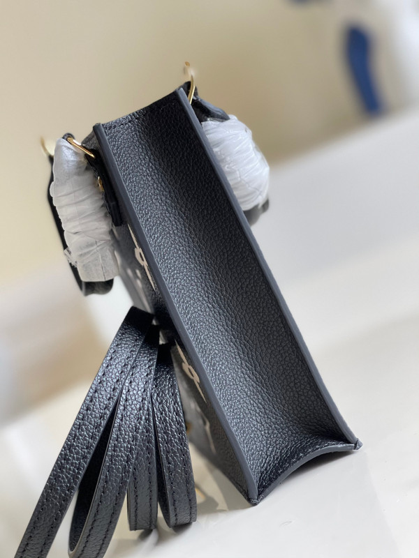 l0*is V*t0n petit sac plat