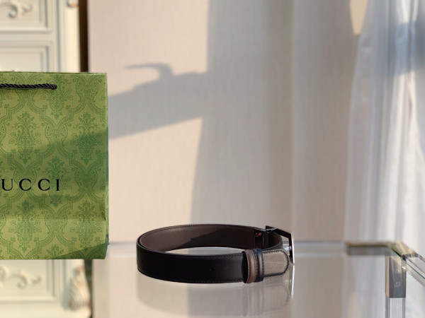 G*u*i reversible belt with square g buckle