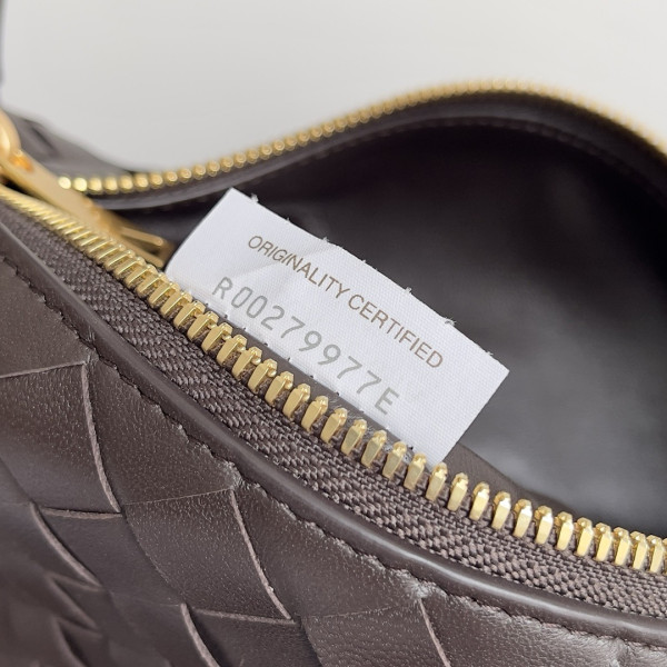 bo*te*ga Ve*ne*ta candy wallace-22*13*9cm