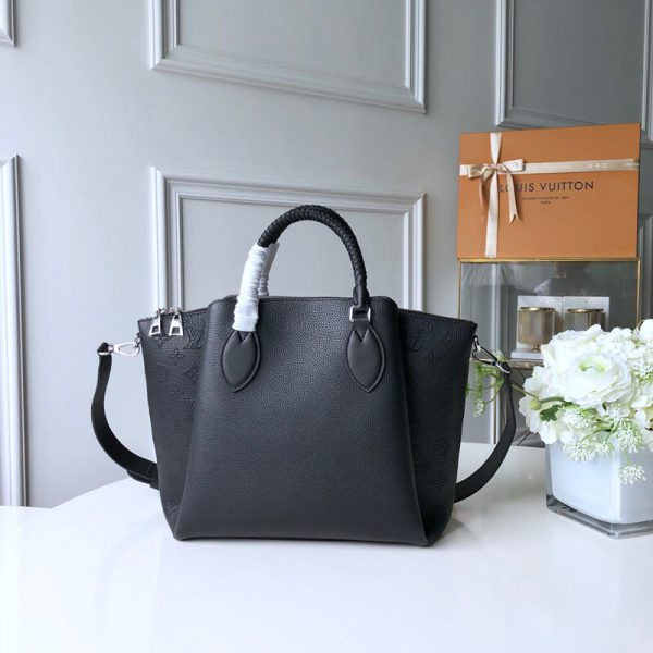 l0*is V*t0n haumea bag