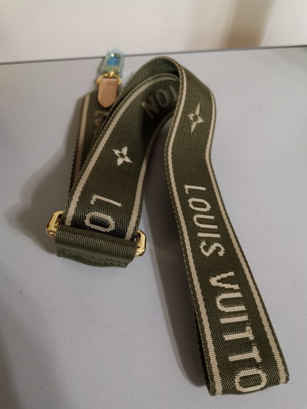 l0*is V*t0n multi pochette accessoires - digital exclusive prelaunch