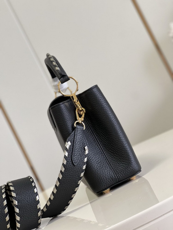 l0*is V*t0n capucines bb