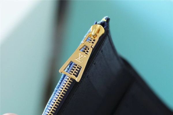 l0*is V*t0n victorine wallet