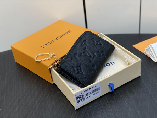 l0*is V*t0n noa wallet-11*7*1.5cm