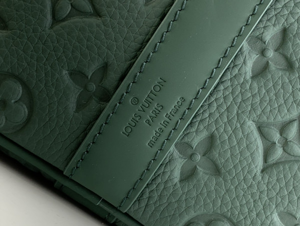 l0*is V*t0n keepall bandouliÈre 50