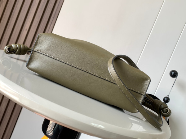 Lowee Mini Flamenco clutch-23*18*9cm