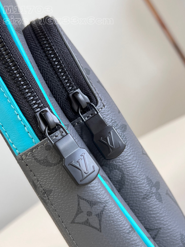 l0*is V*t0n avenue slingbag-16*33*5.7cm