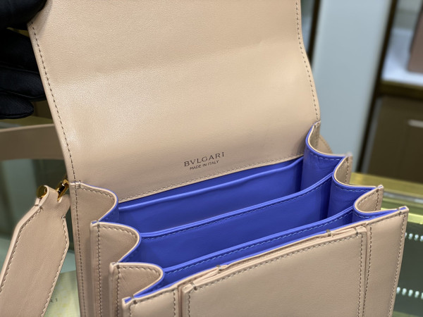 B*l*ai serpenti forever top handle-18cm