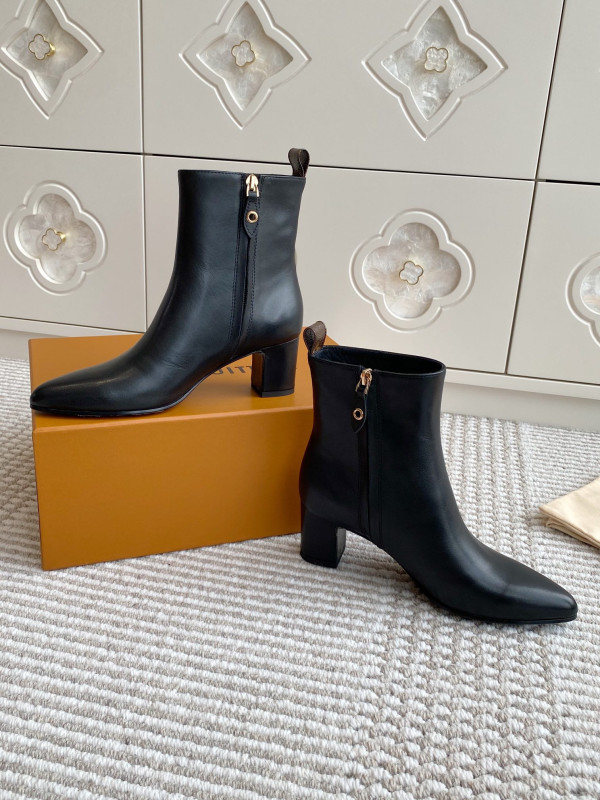 l0*is V*t0n donna ankle boot