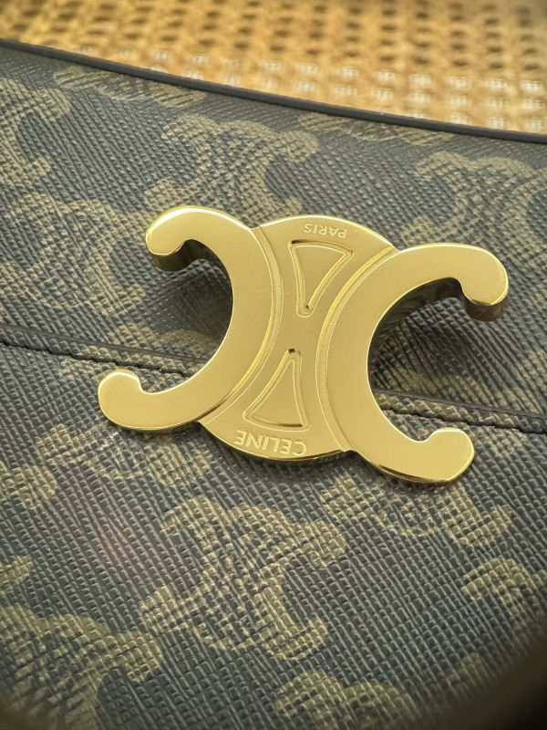 Teen Celin* Lola in shiny calfskin