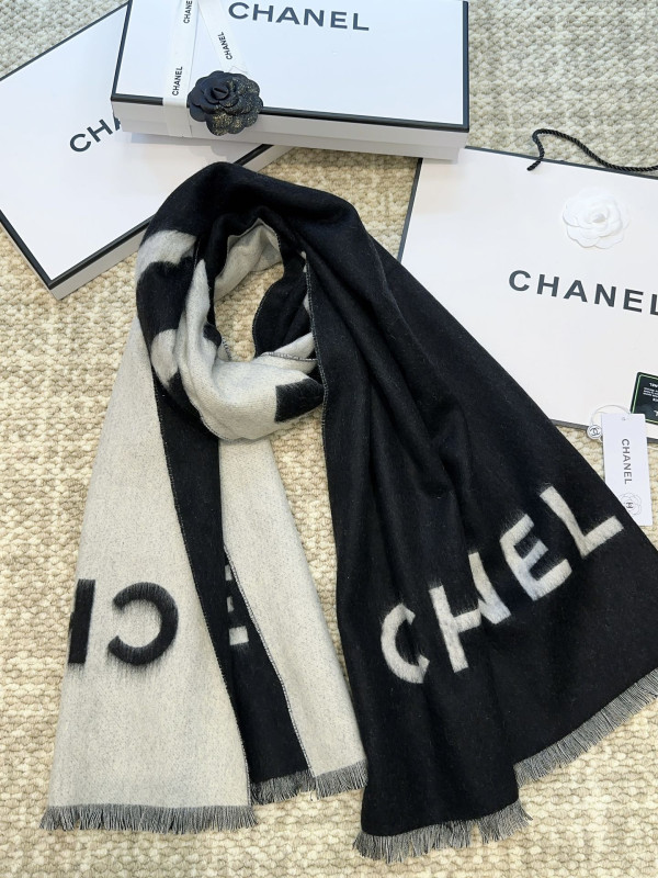 CL Scarf