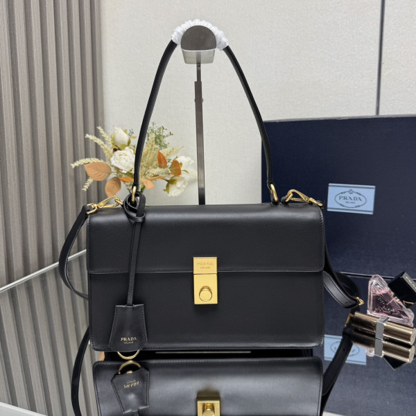 Pra*a soft sound medium leather shoulder bag