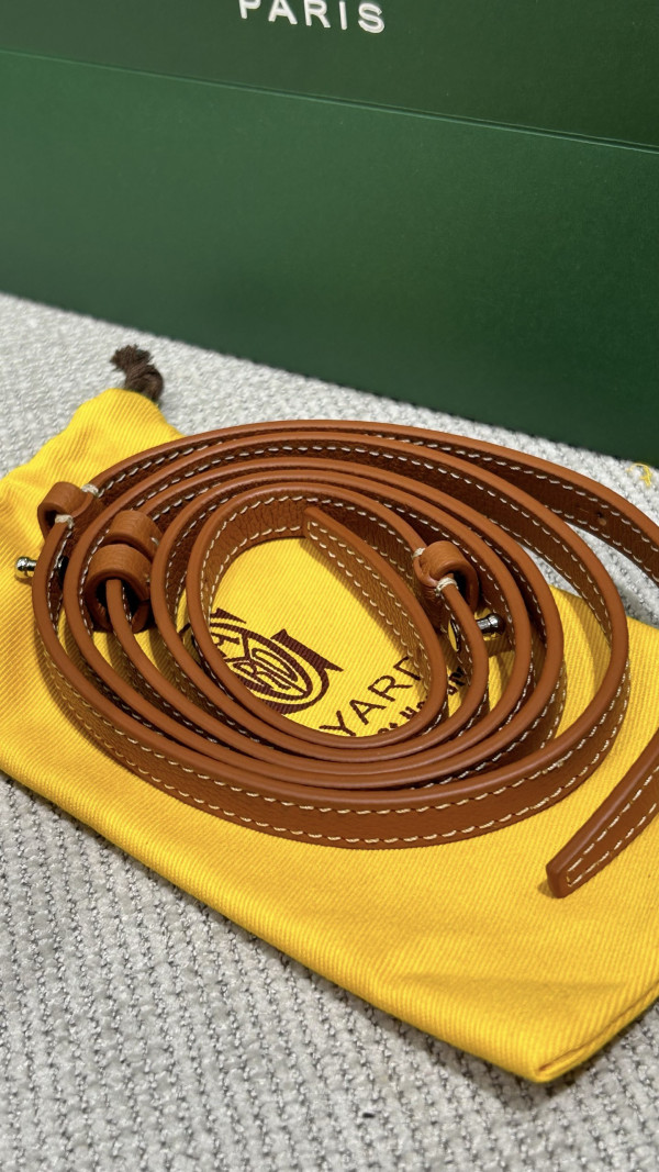 Go*ard beluga  - 23×18.5×8cm