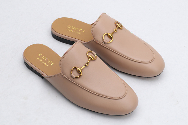 G*u*i princetown leather slipper