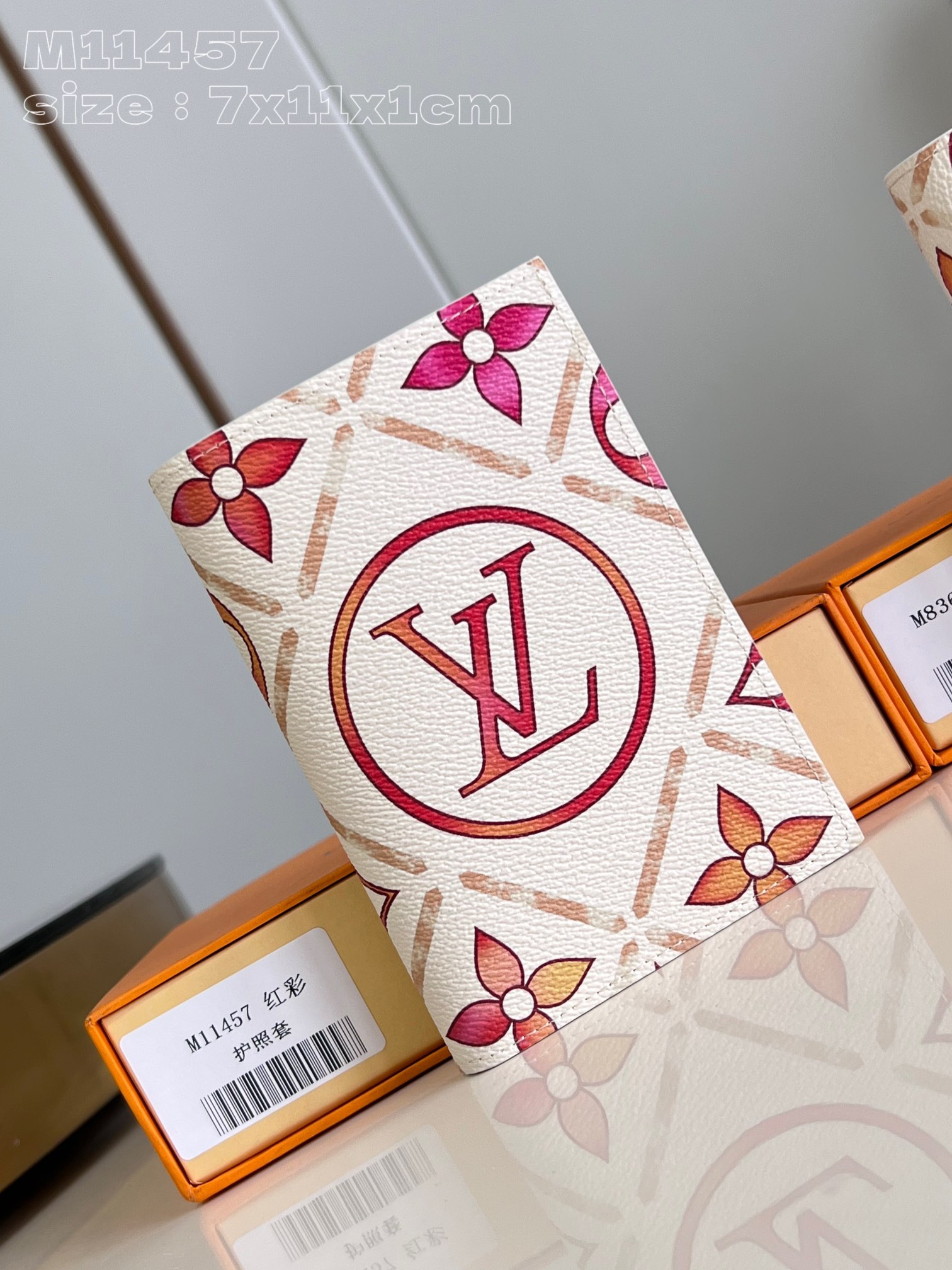 l0*is V*t0n pocket organizer-7.5*11.1*1 cm